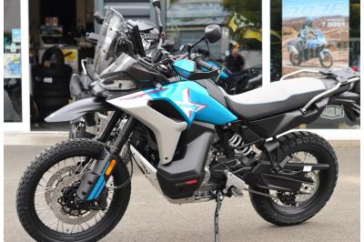 CF MOTO MT-X 800