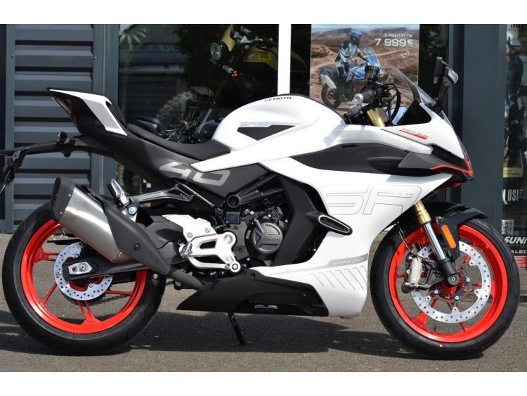 CFMoto 450SR – Sportive A2, poids plume & look agressif