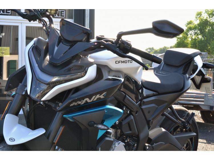  CFMoto 675 NK – Roadster sportif neuf, prêt pour l’action !!