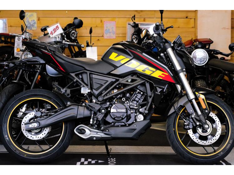 VOGE 125 R – Naked 125 A1 neuve disponible !