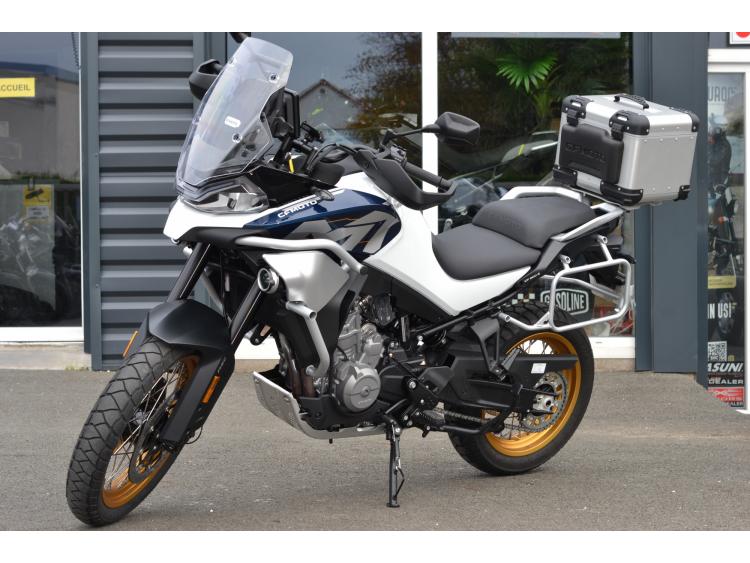 CFMoto MT 800 Explore – 2025 – 1 400 km – Moto de démonstration