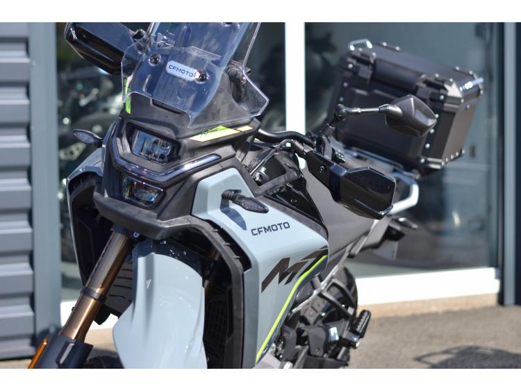 CF MOTO MT 450