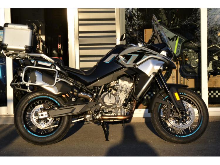 CFMOTO 800MT Sport+ – NEUVE – Garantie 5 ans – 95 ch ou bridée  A2